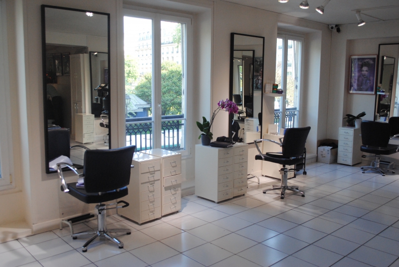 coiffure-CHATEAUNEUF GRASSE-min_floor-home-office-property-living-room-room-781228-pxhere.com